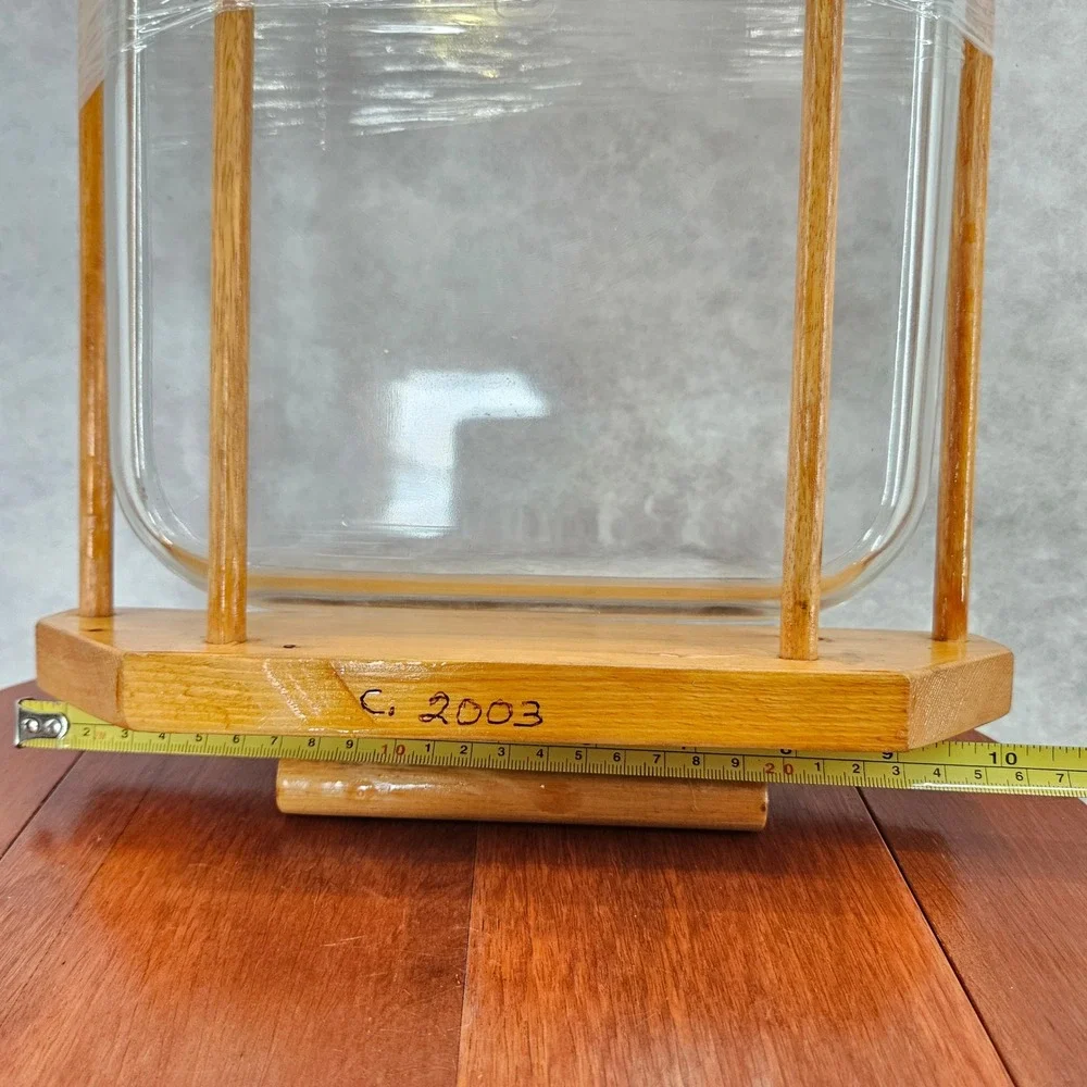 Vintage Pyrex 1.5 Qt Glass Baking Dish Wood Serving Caddy Handmade L Larson 2003